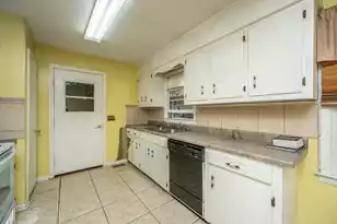 1414 Green Pond Hwy, Walterboro, SC 29488 - Photo 13