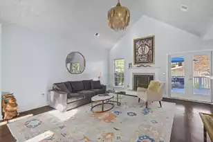 1504 Old Village Dr, Mount Pleasant, SC 29464 - Photo 5