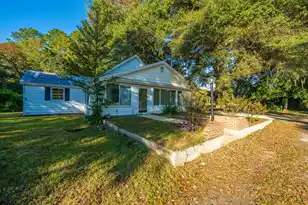 1063 Pinckney Street S, McClellanville, SC 29458 - Photo 5