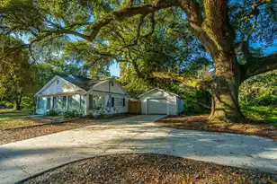 1063 Pinckney Street S, McClellanville, SC 29458 - Photo 3