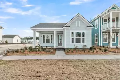 749 Blueway Avenue, Summerville, SC 29486 - Photo 1