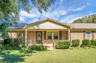 1763 Kingstree Hwy, Manning, SC 29102 - Photo 1