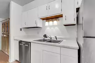 221 Heritage Cir, Mount Pleasant, SC 29464 - Photo 15