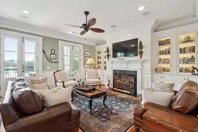 22 Fernandina Street, Mount Pleasant, SC 29464 - Photo 9