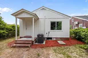 1806 Calvert St, North Charleston, SC 29405 - Photo 33