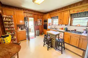 360 Bridge St, Branchville, SC 29432 - Photo 13