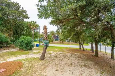 1120 Arctic Avenue E, Folly Beach, SC 29439 - Photo 35
