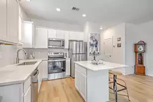 1551 Evergreen St, Charleston, SC 29407 - Photo 9