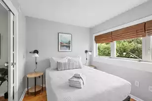 40 Bee St, Charleston, SC 29403 - Photo 11