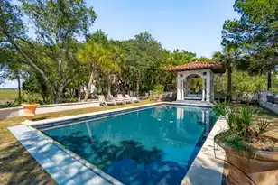 24 Seagrass Ln, Isle Of Palms, SC 29451 - Photo 59