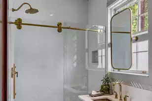 65 Spring St, Charleston, SC 29403 - Photo 5