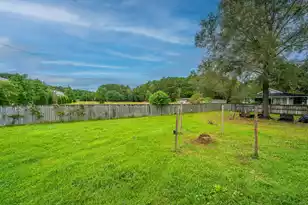 845 Butternut Road E, Summerville, SC 29483 - Photo 7