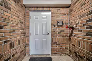 2244 Ashley Crossing Dr, Charleston, SC 29414 - Photo 19