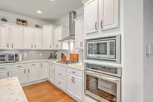 2651 Park W Blvd, Mount Pleasant, SC 29466 - Photo 19