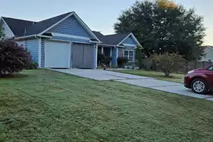 206 New Iris Ln, Ridgeville, SC 29472 - Photo 3