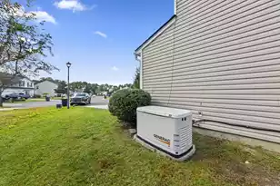 1407 Red Knot Ct, Hanahan, SC 29410 - Photo 17