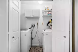 555 Barkley St, Elloree, SC 29047 - Photo 25