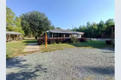 236 Julius Road, Kingstree, SC 29556 - Photo 9