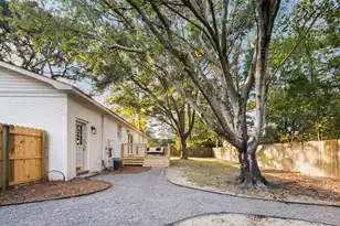 1322 Hampshire Rd, Charleston, SC 29412 - Photo 29