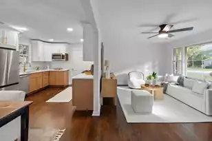 1322 Hampshire Rd, Charleston, SC 29412 - Photo 11