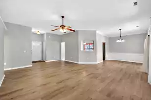 8604 Hickory Creek Ln Ln, North Charleston, SC 29420 - Photo 5