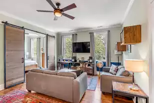 132 Spring St, Charleston, SC 29403 - Photo 15