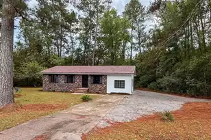 36 Breddell Ct, Walterboro, SC 29488 - Photo 1