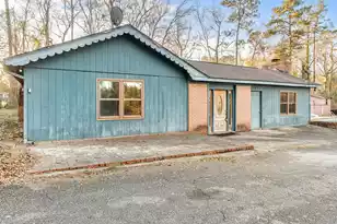 897 Highland Grove Ave, Orangeburg, SC 29115 - Photo 3