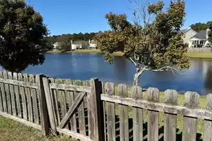 215 Southport Dr, Summerville, SC 29483 - Photo 3