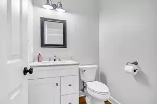 1913 Dunes Mill Way, Mount Pleasant, SC 29466 - Photo 19