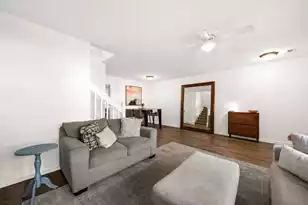 553 Taryn Dr, Charleston, SC 29492 - Photo 5