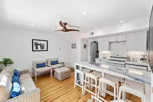 67 Spring St, Charleston, SC 29403 - Photo 9