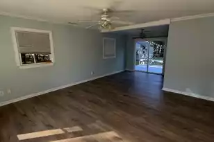 2713 Jones Ave, Beaufort, SC 29902 - Photo 3