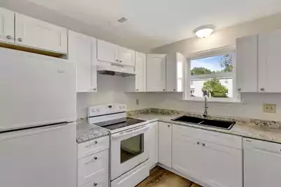 710 Davenport Drive, Mount Pleasant, SC 29464 - Photo 5