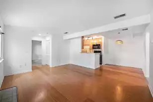 272 Alexandra Dr, Mount Pleasant, SC 29464 - Photo 3