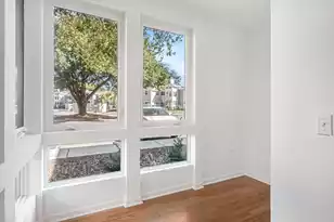 272 Alexandra Dr, Mount Pleasant, SC 29464 - Photo 5