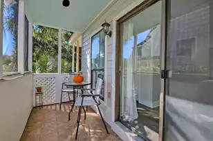 348 Sandpiper Dr, Mount Pleasant, SC 29464 - Photo 9