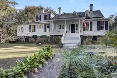 517 Carolina Avenue W, Summerville, SC 29483 - Photo 1