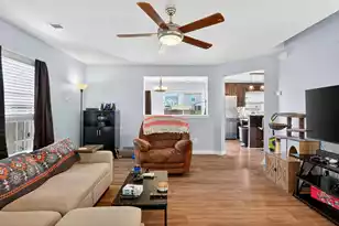 539 Holiday Dr, Summerville, SC 29483 - Photo 3