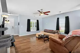 539 Holiday Dr, Summerville, SC 29483 - Photo 5