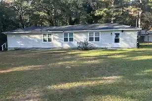 2704 Lizzie Creek Rd, Summerton, SC 29148 - Photo 1