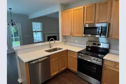 1868 Hubbell Drive, Mount Pleasant, SC 29466 - Photo 5