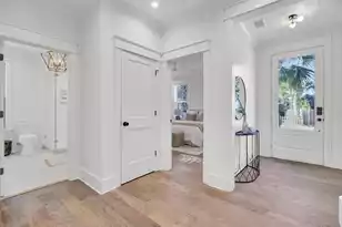 515 Bank St, Mount Pleasant, SC 29464 - Photo 5