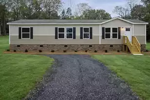 105 Martin Dr, Eutawville, SC 29048 - Photo 1