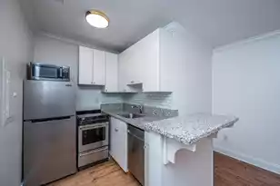 338 King St, Charleston, SC 29406 - Photo 7