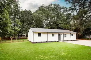 1733 Main Rd, Johns Island, SC 29455 - Photo 3