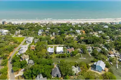 1012 Erie Avenue E, Folly Beach, SC 29439 - Photo 31