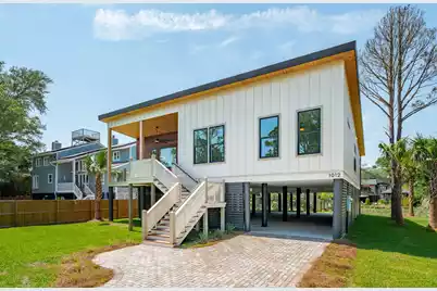 1012 Erie Avenue E, Folly Beach, SC 29439 - Photo 5