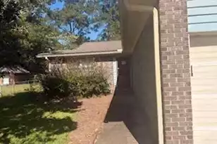 105 New Ct, Summerville, SC 29483 - Photo 3