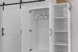 24 Bee St, Charleston, SC 29403 - Photo 9